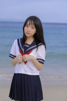 金梅瓶3